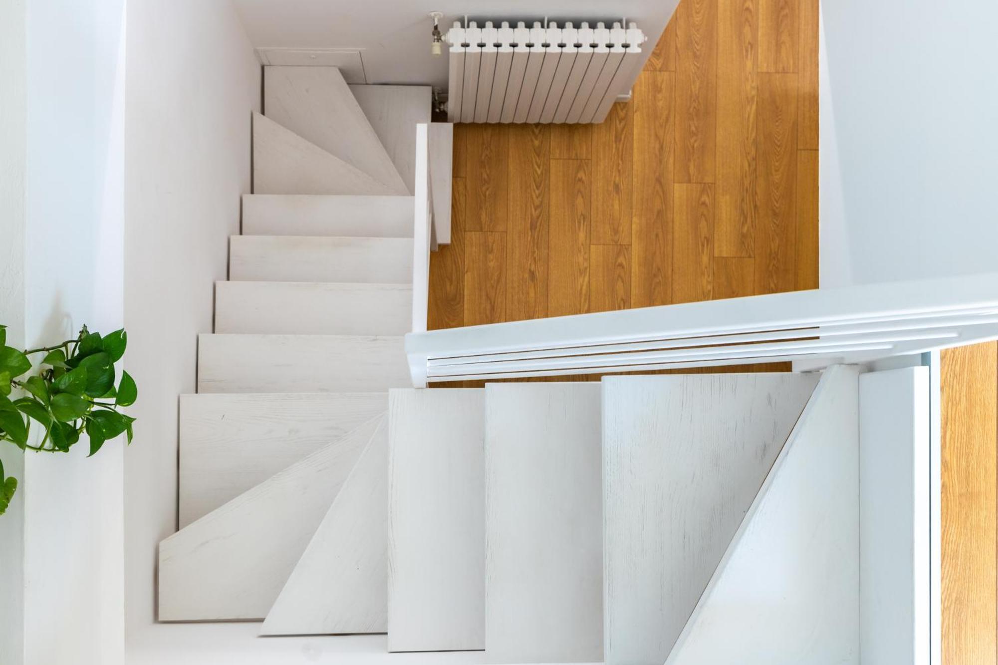 Modern With Double Terrace And Parking Alba (Piedmont)