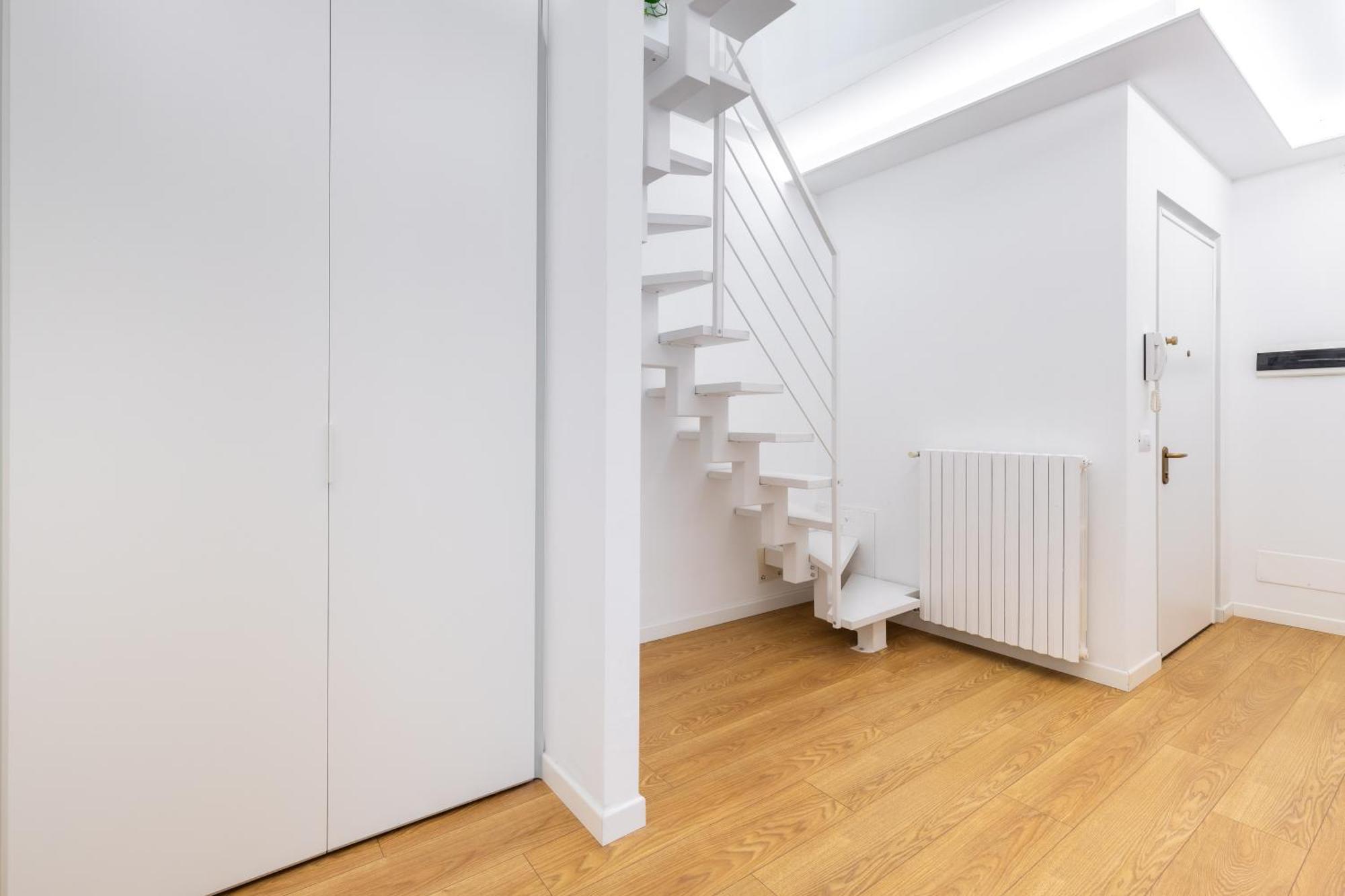 Modern With Double Terrace And Parking Apartment *